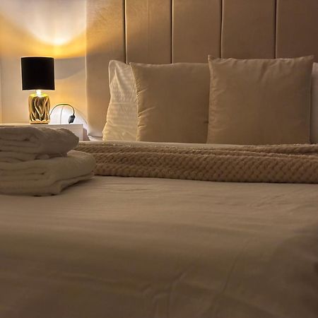 Dream Apartament Bistriţa Екстериор снимка