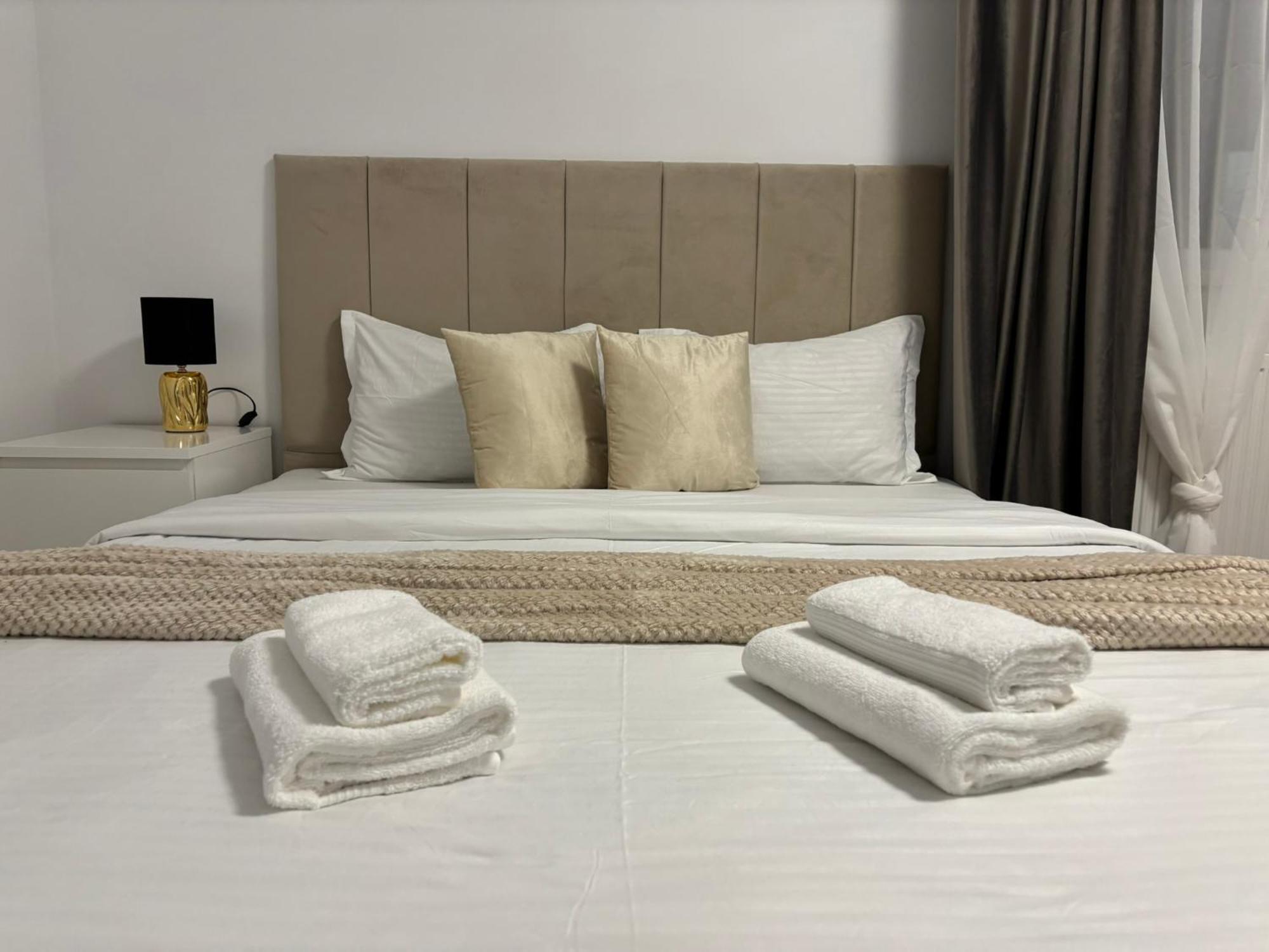 Dream Apartament Bistriţa Екстериор снимка
